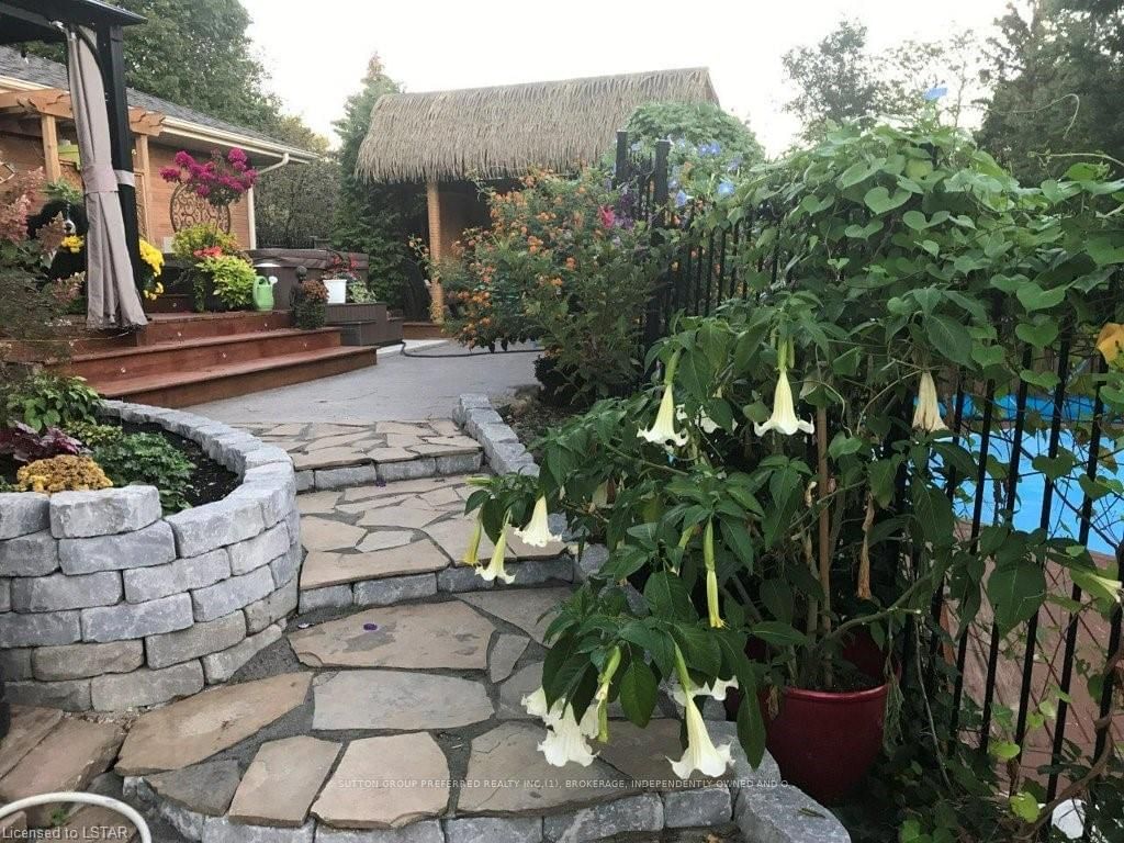 Listing Image 37