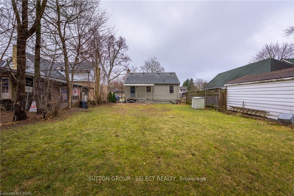 Listing Image 7