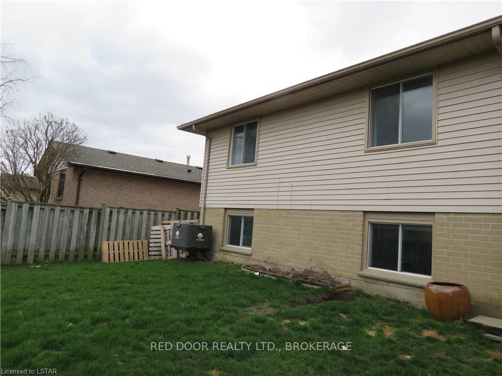 Listing Image 32