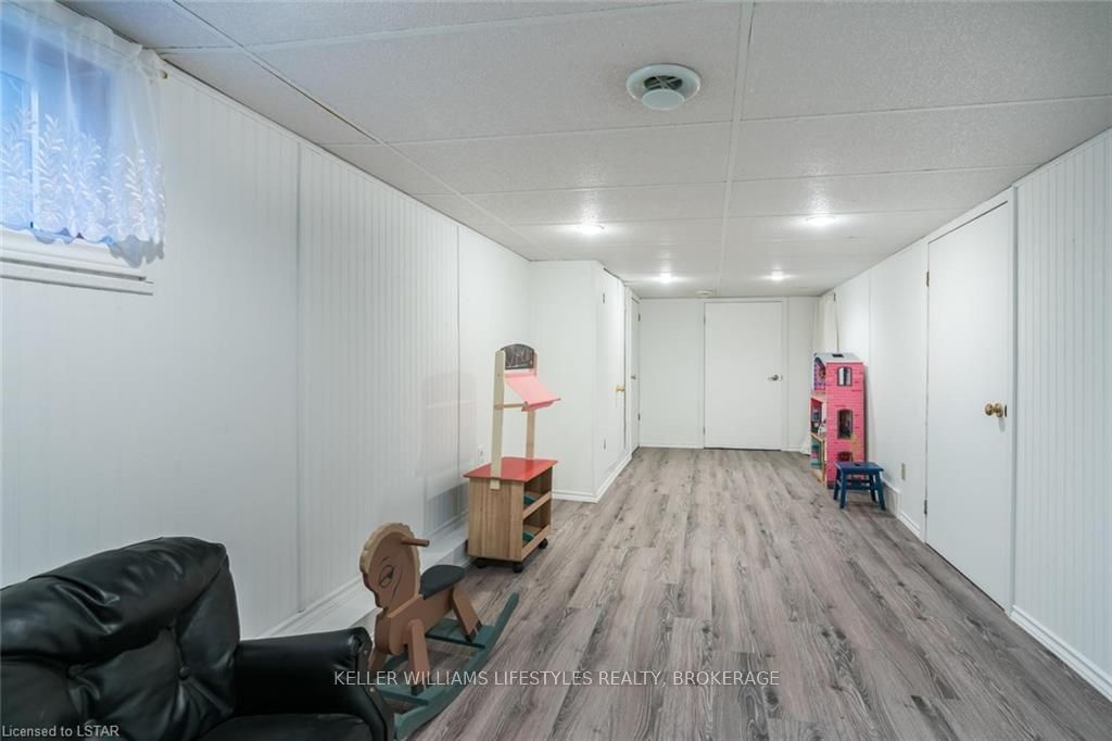 Listing Image 28