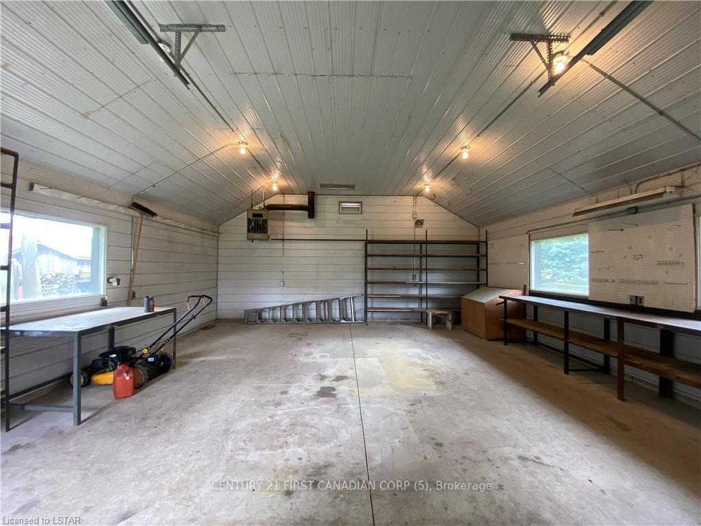 Listing Image 20