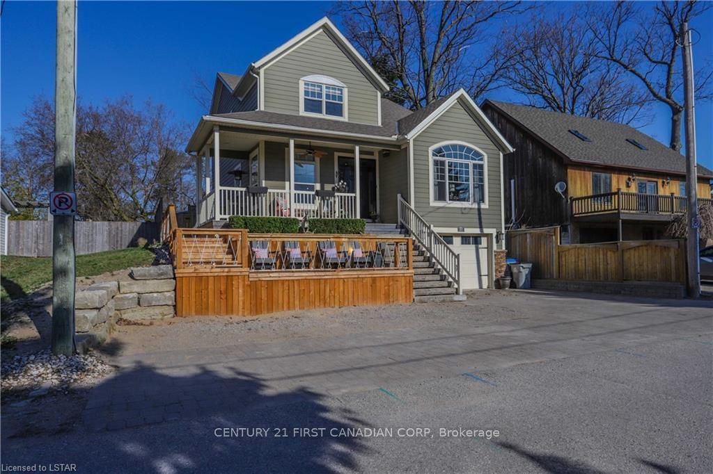 Listing Image 3