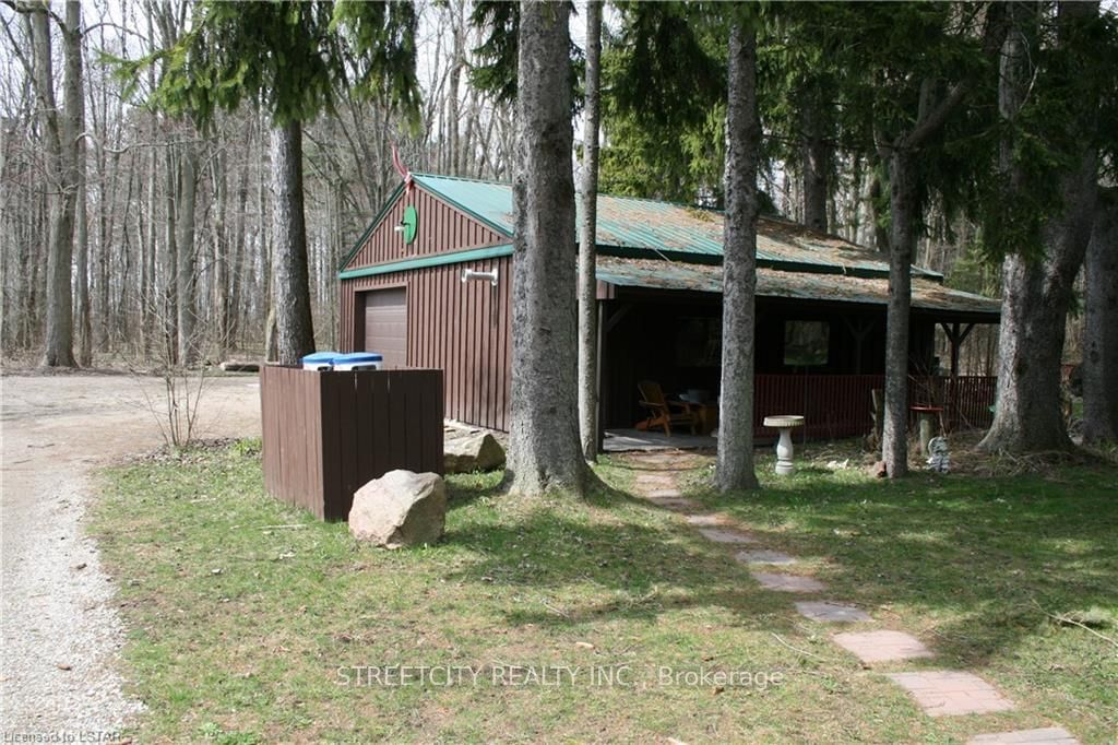 Listing Image 8