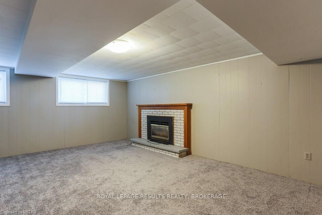Listing Image 33