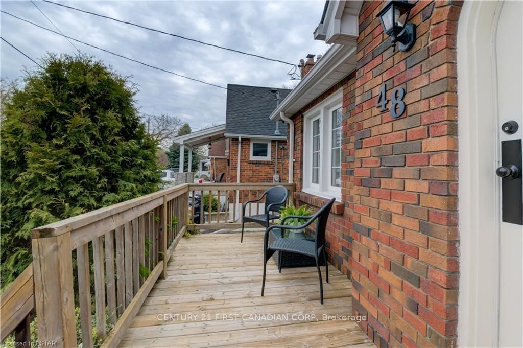 Listing Image 3