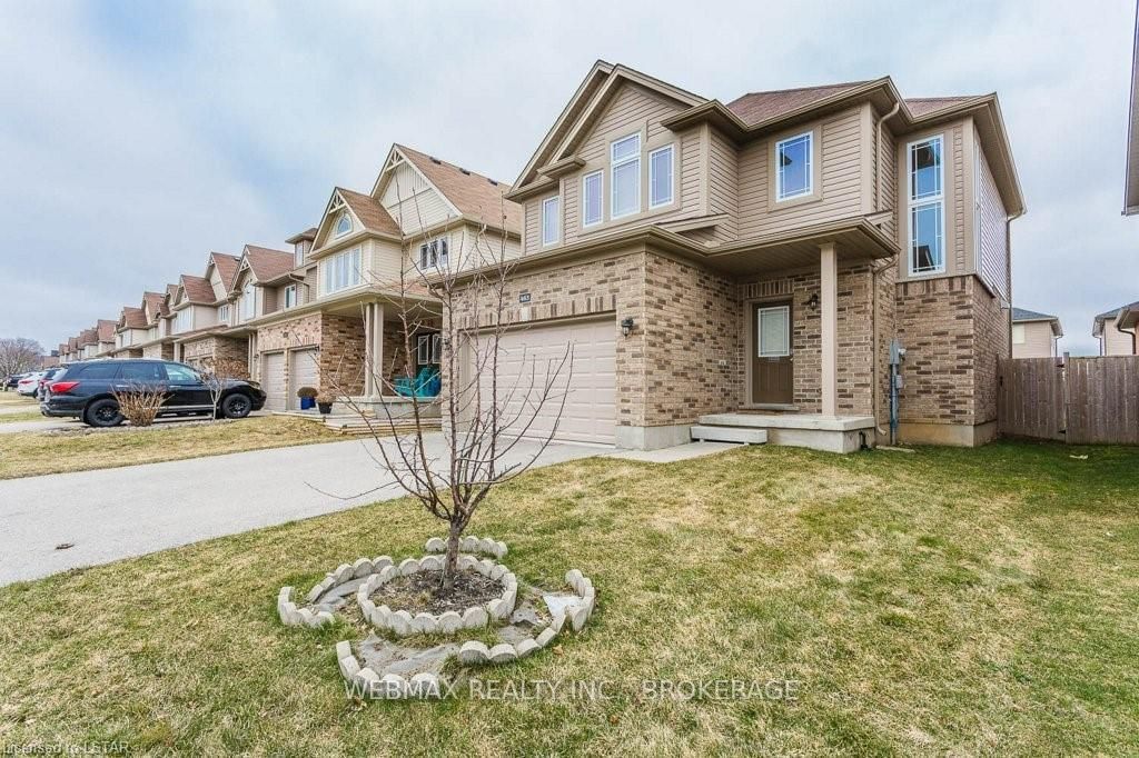 Listing photo 3