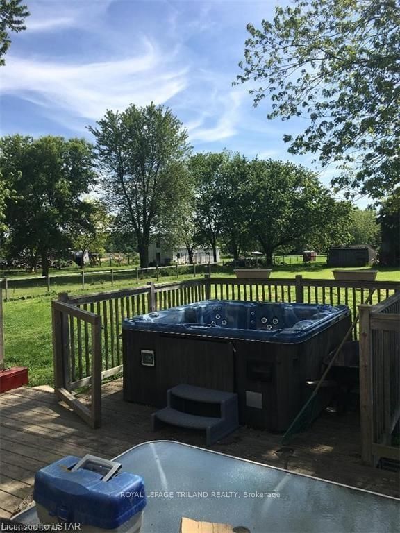 Listing Image 15