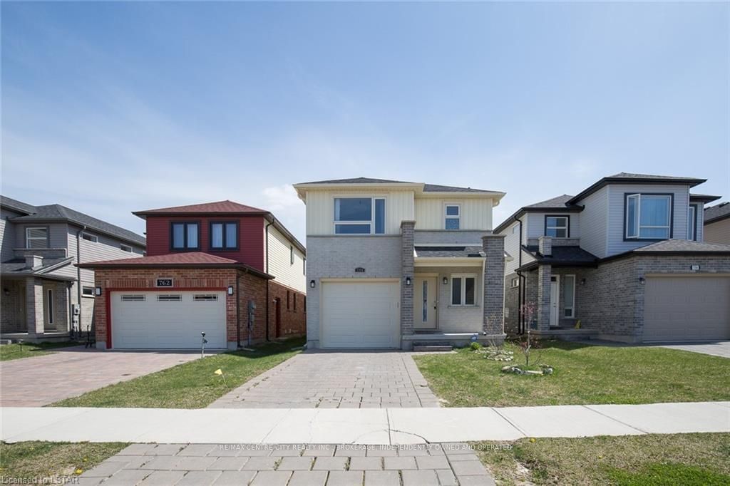 Listing Image 3