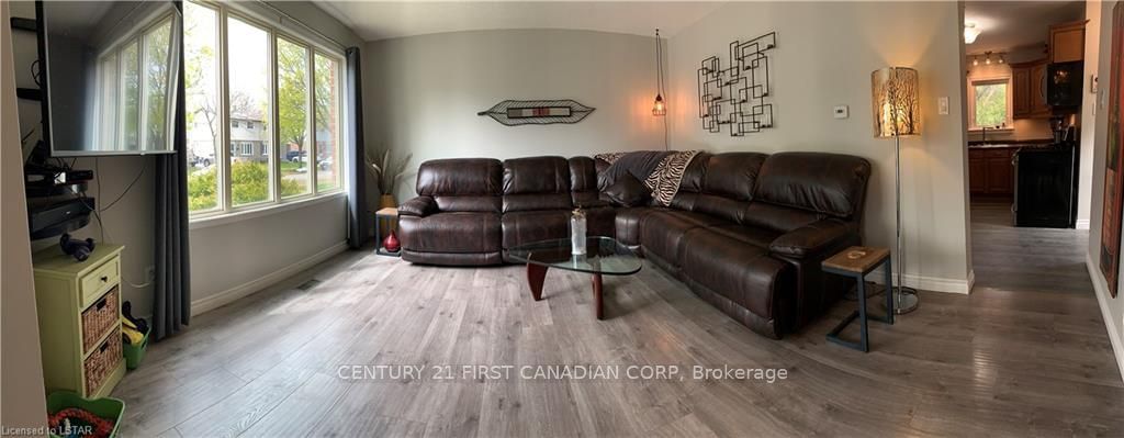 Listing Image 13