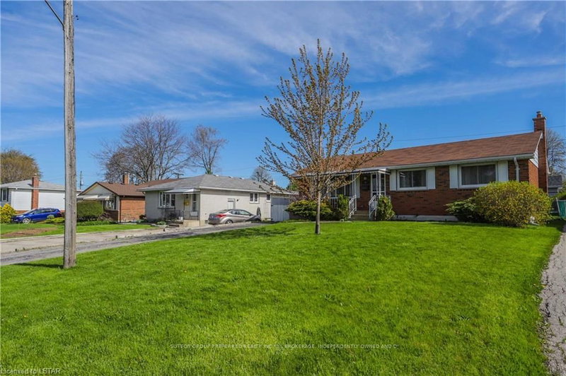 41 Dunwich Dr, St. Thomas, N5R 4T7 | Image 2