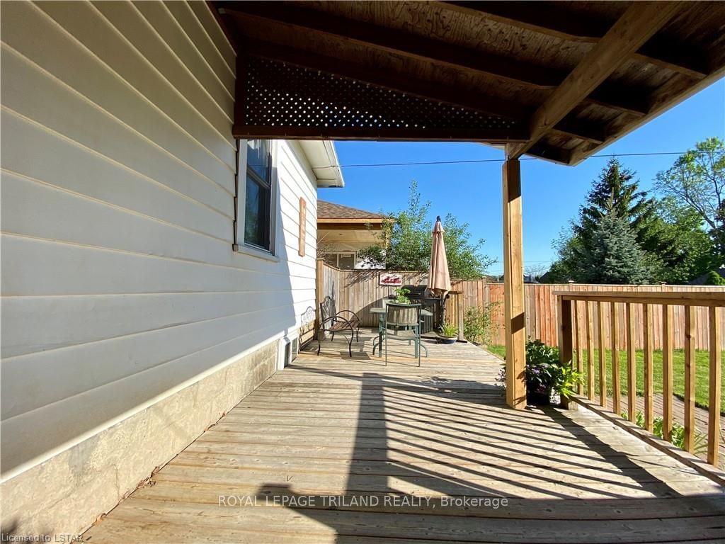 Listing Image 19