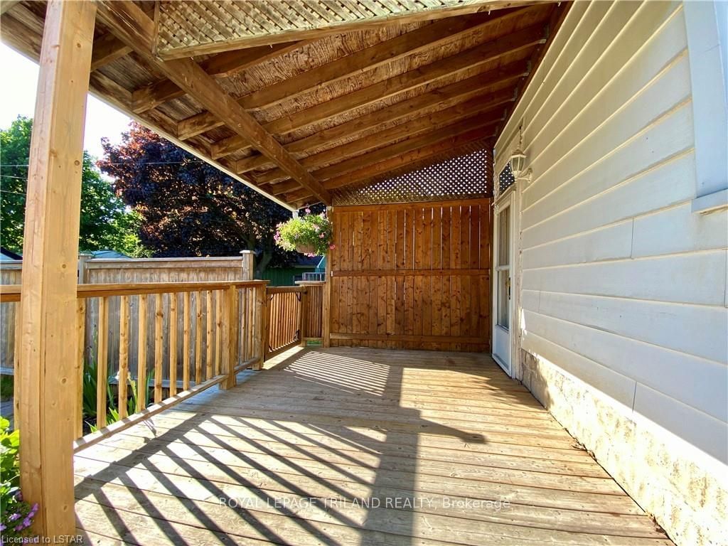 Listing Image 20