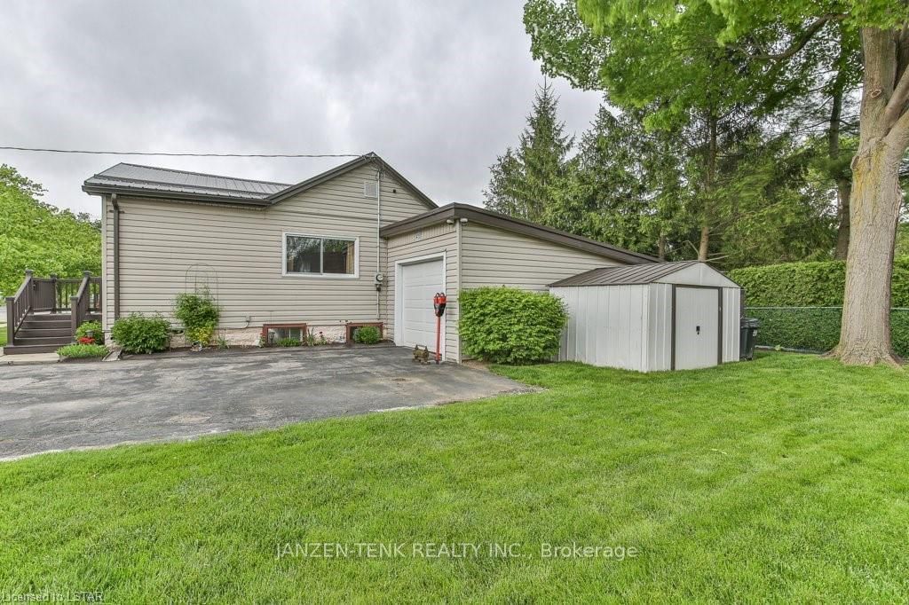 Listing Image 22
