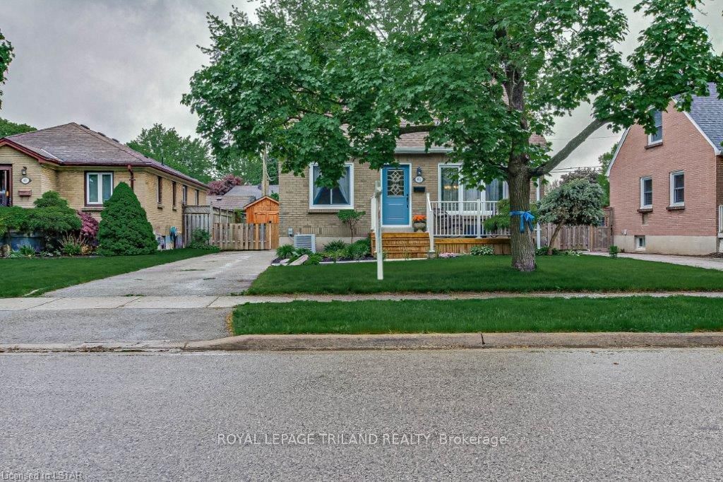 Listing Image 3