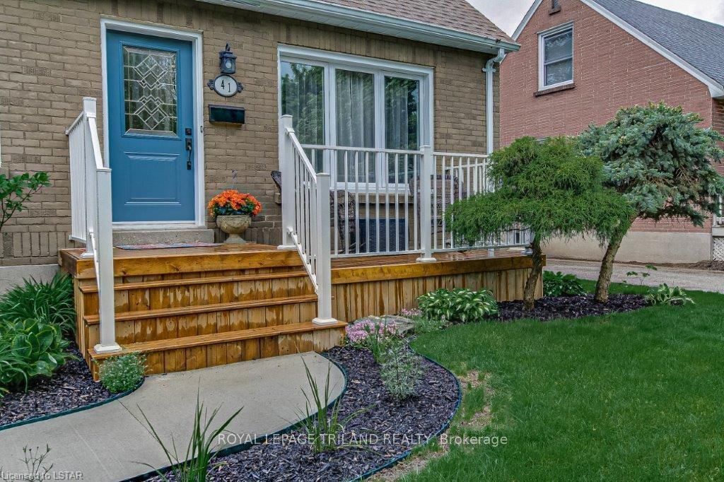 Listing Image 7