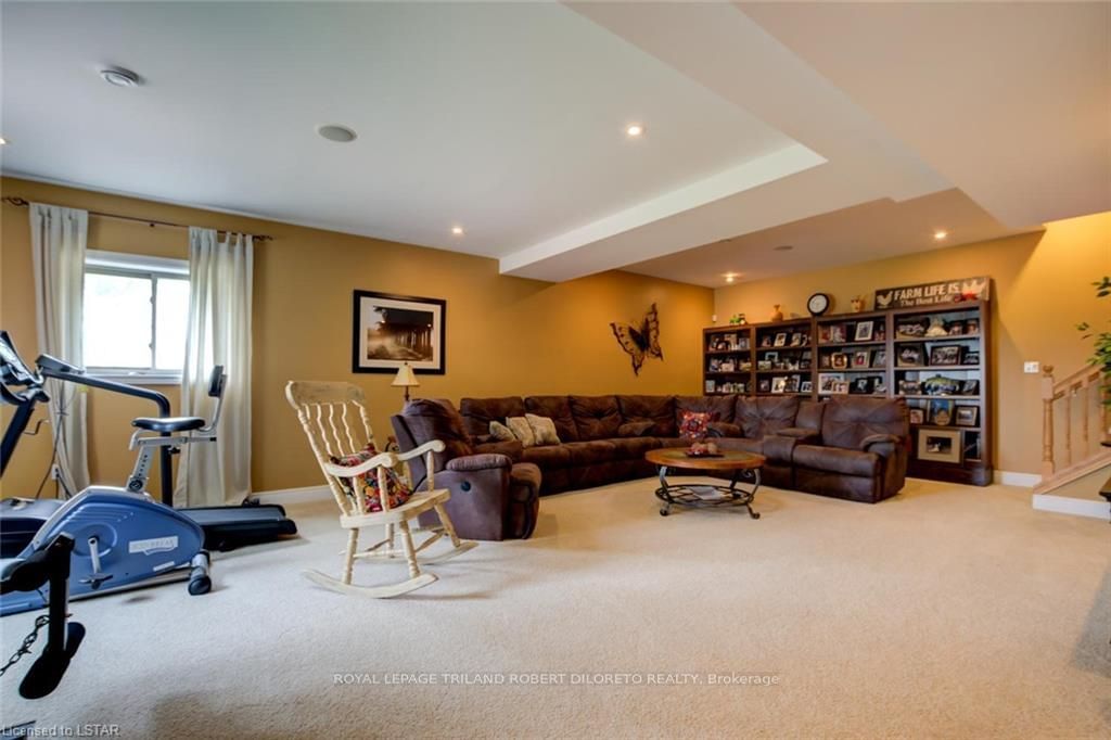 Listing Image 32