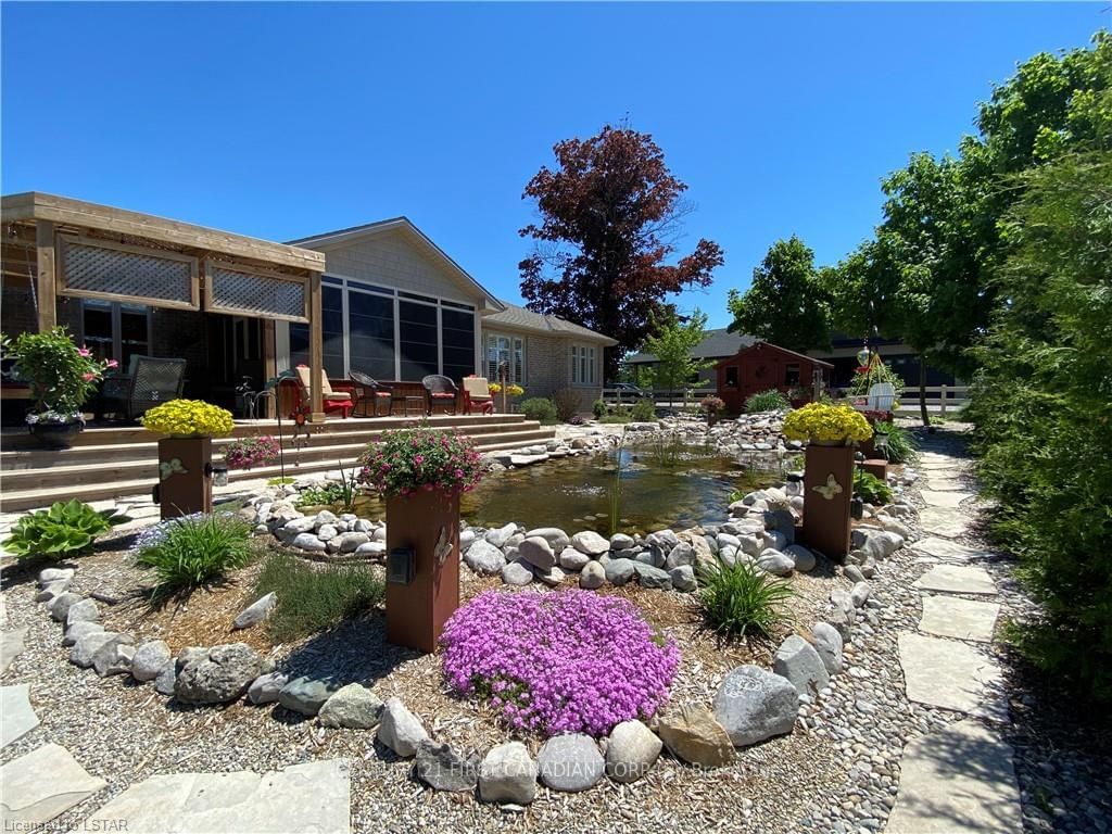 Listing Image 6