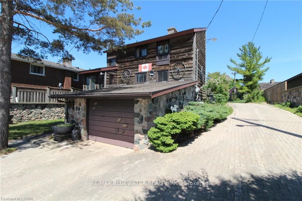 Listing Image 5