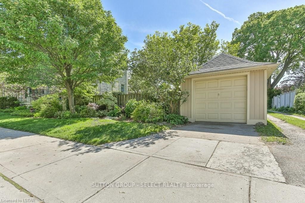 Listing Image 32