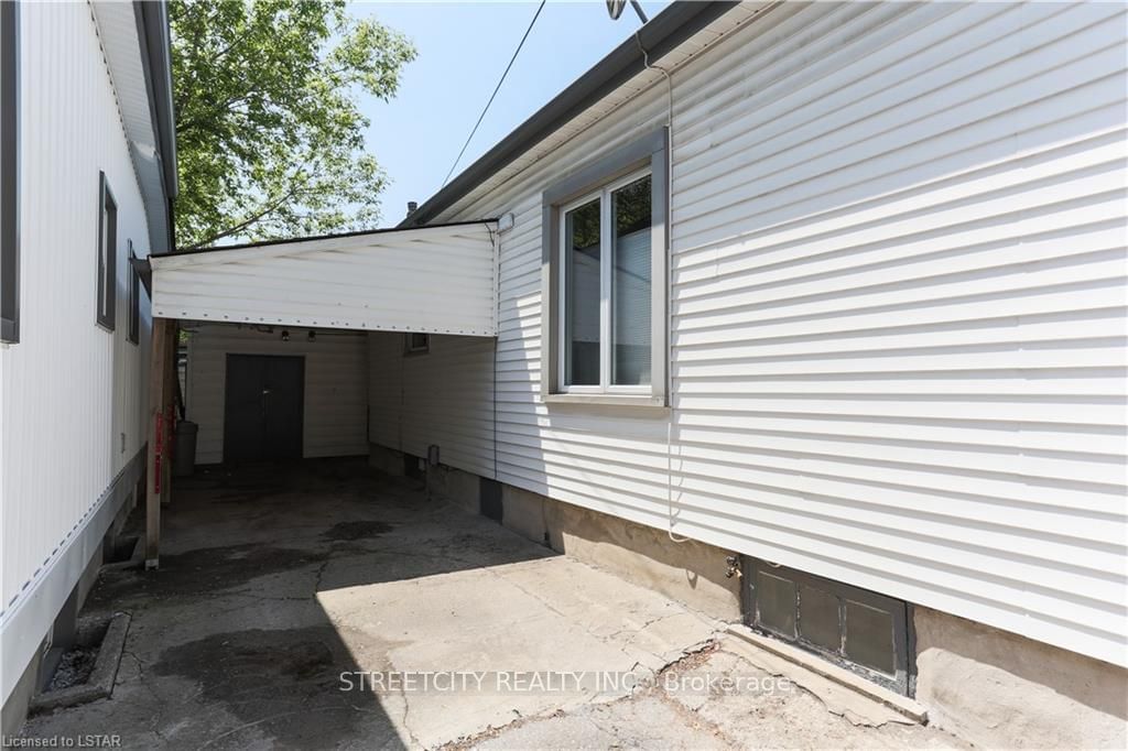 Listing Image 22