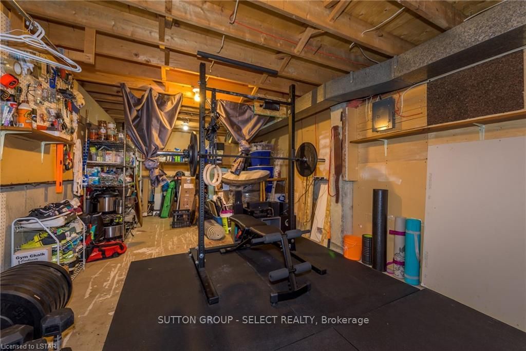Listing Image 32