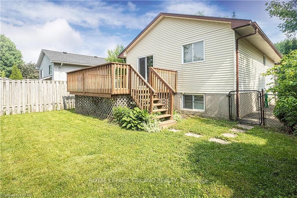 Listing Image 15