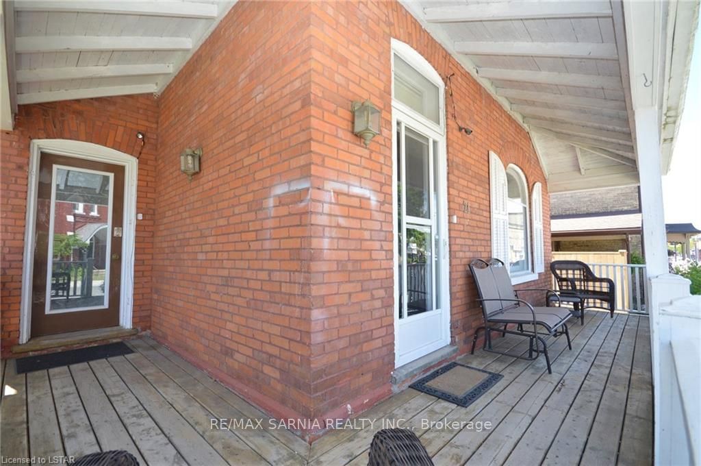Listing Image 3