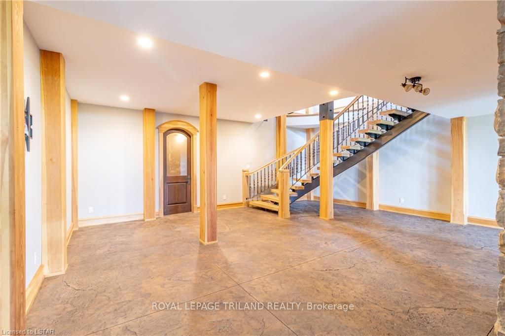 Listing Image 35