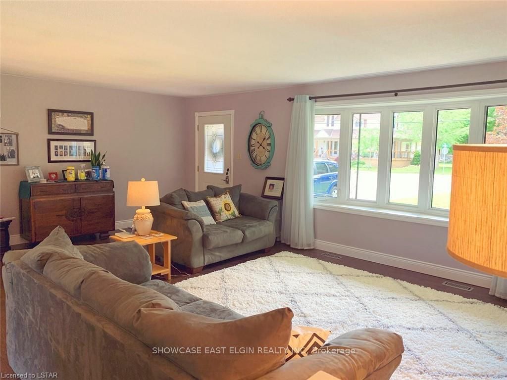 Listing Image 7