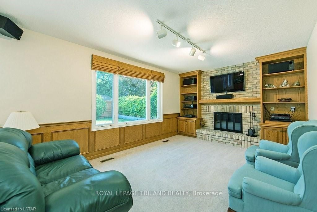 Listing Image 17
