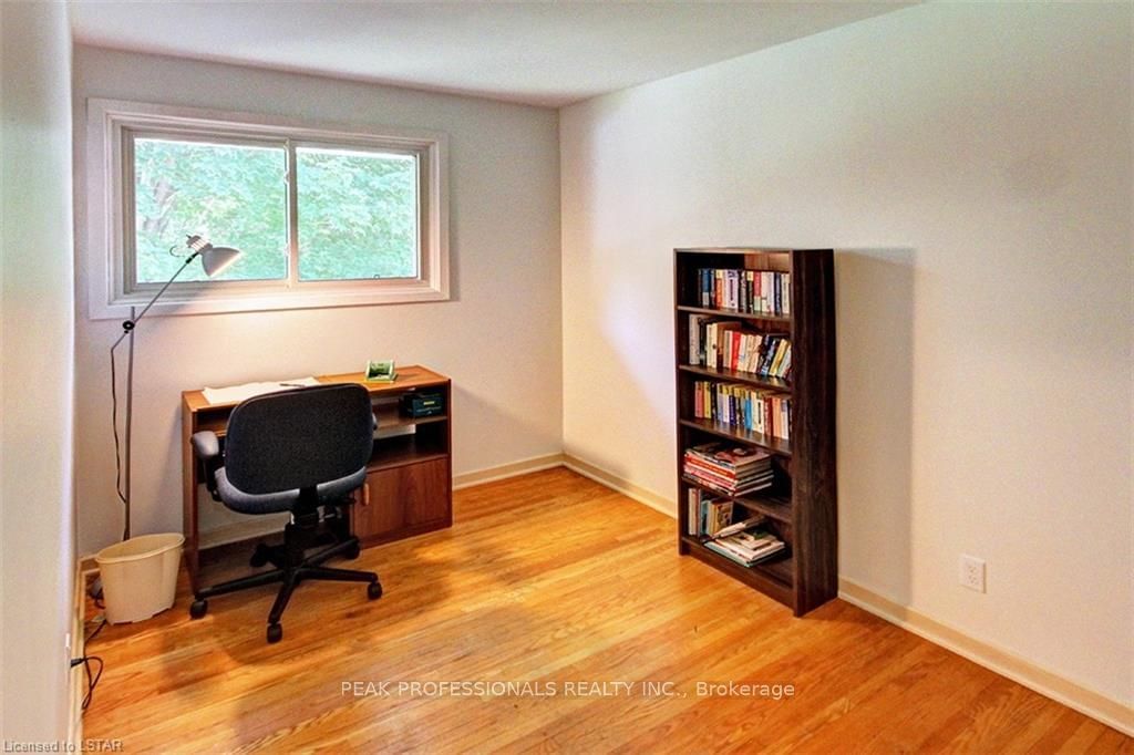 Listing Image 20