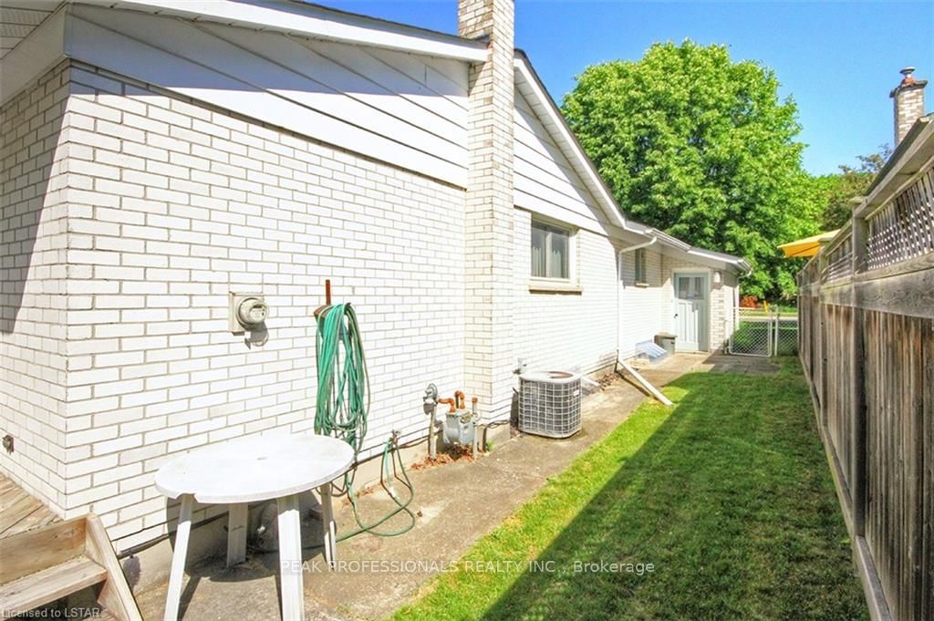 Listing Image 34