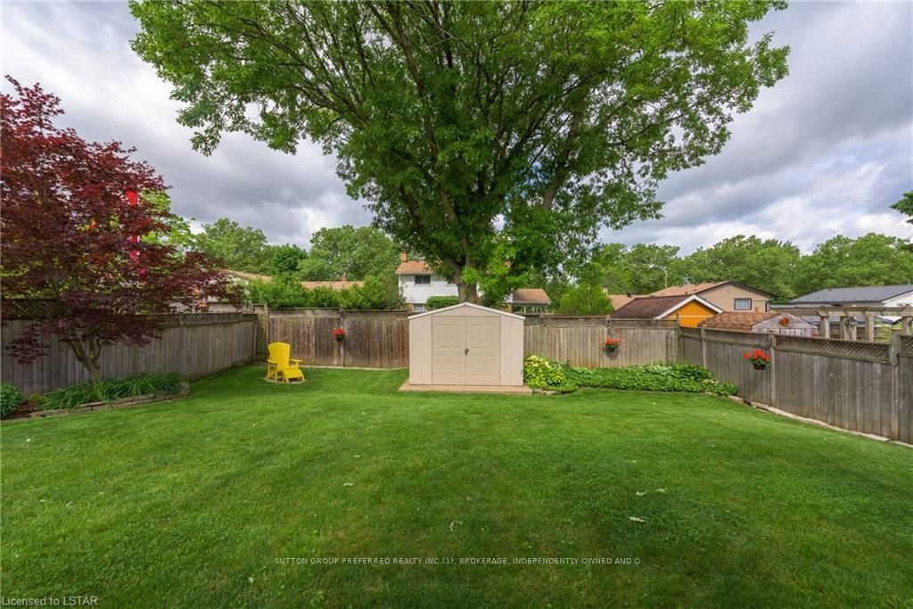 Listing Image 7