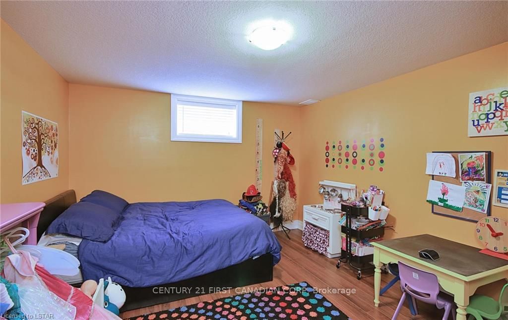 Listing Image 33