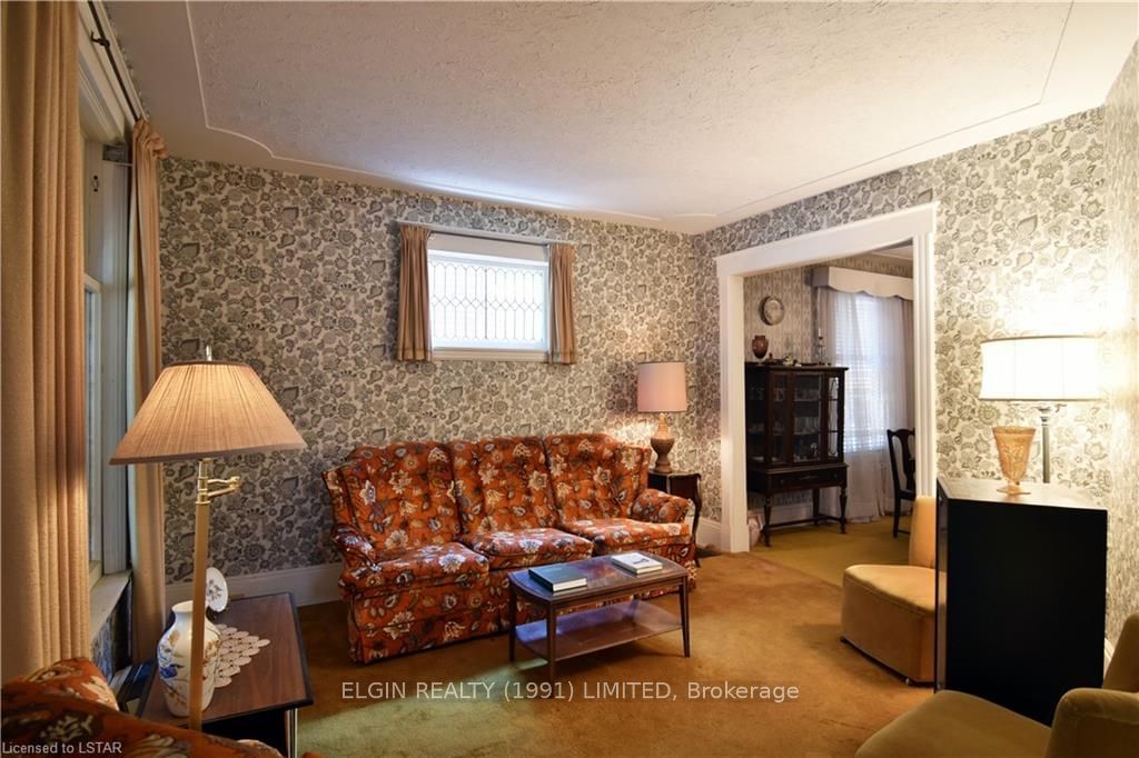 Listing Image 7
