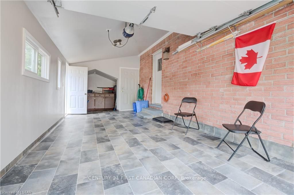 Listing Image 37