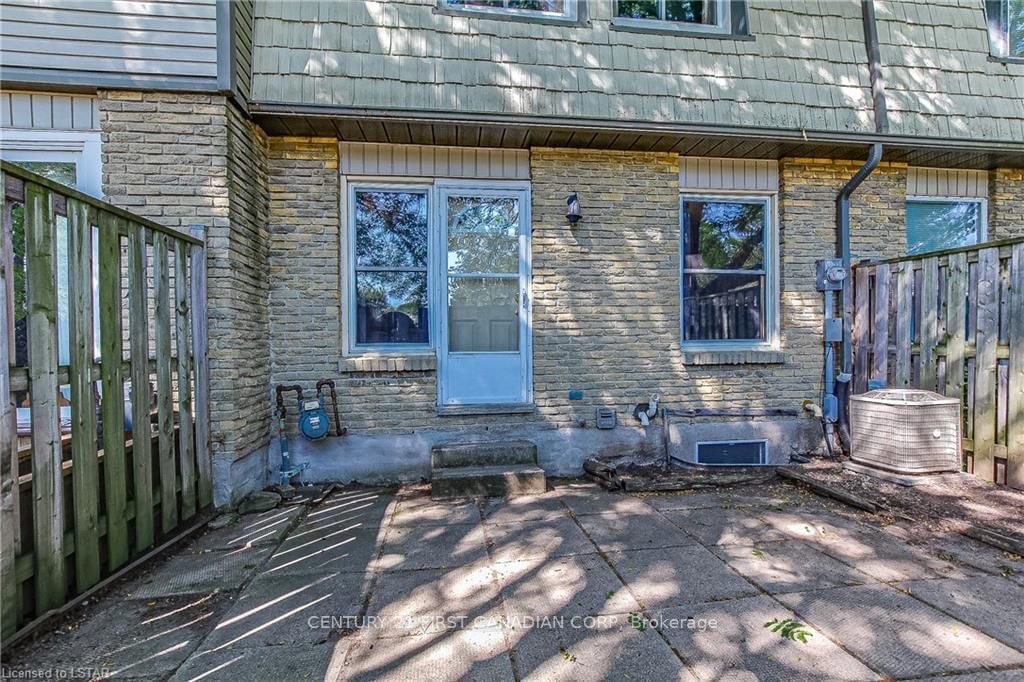 Listing Image 22