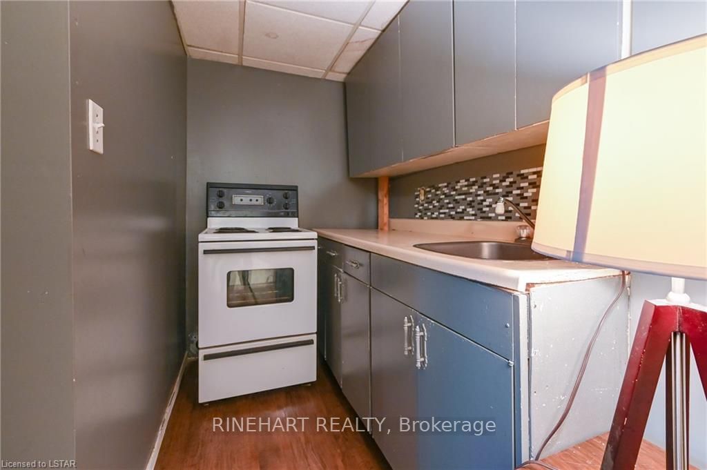Listing Image 20