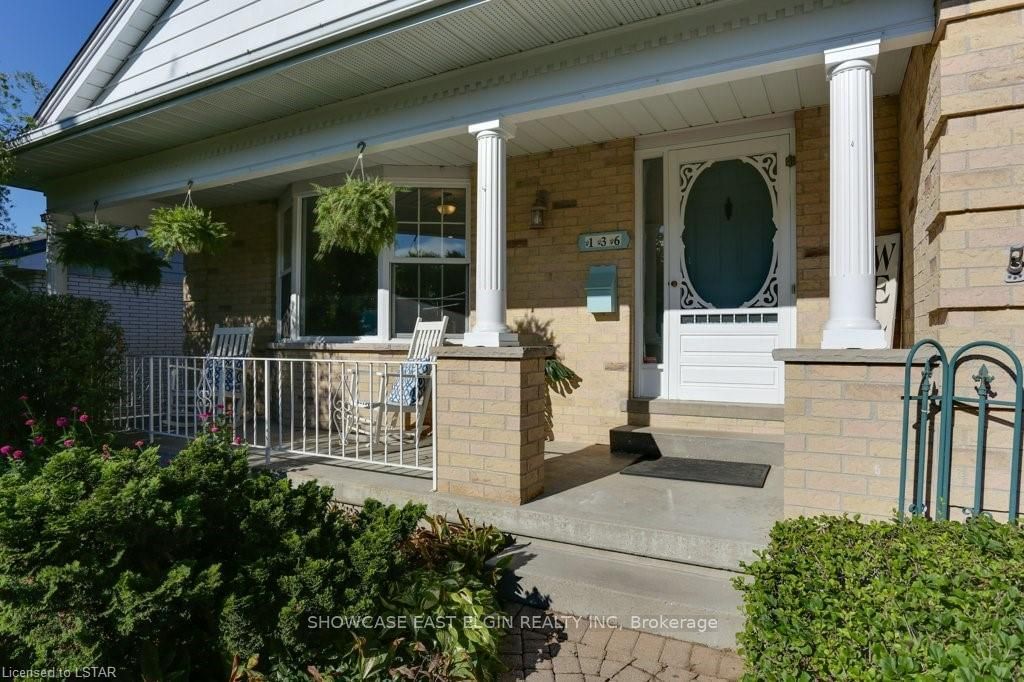 Listing photo 2