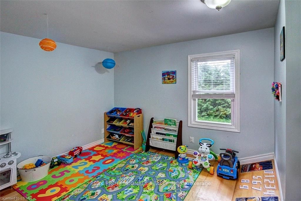 Listing Image 14