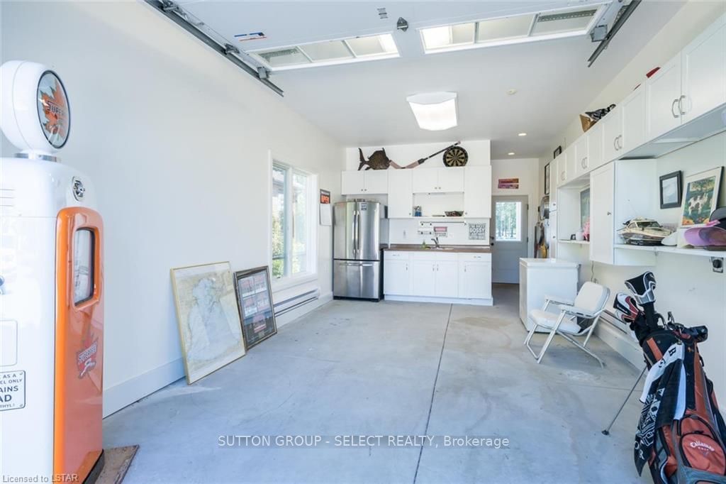 Listing Image 40