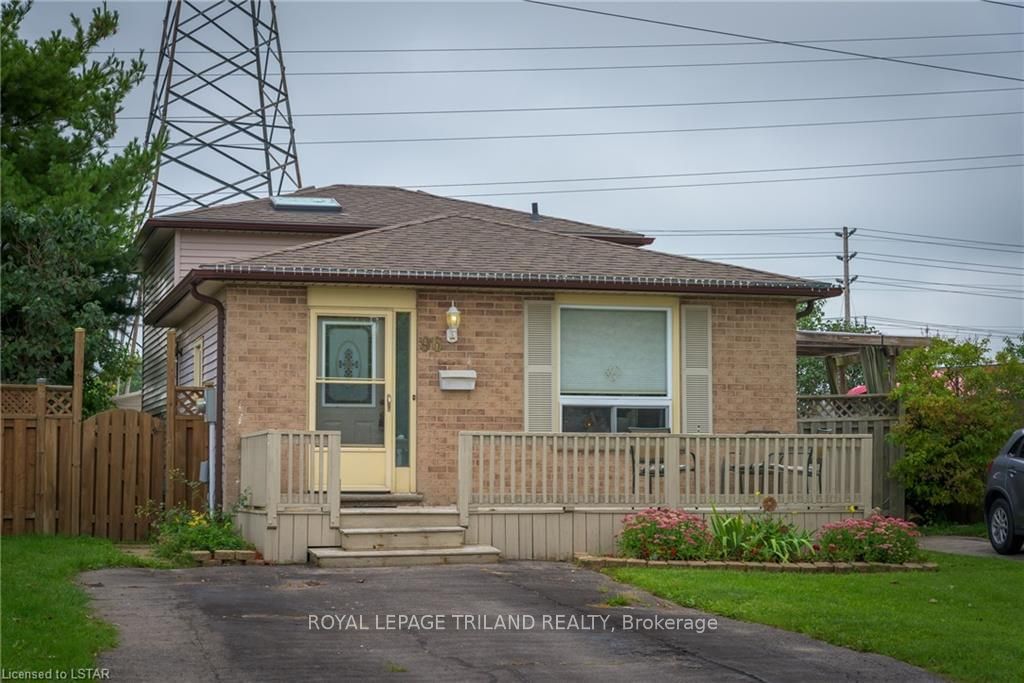 Listing photo 2