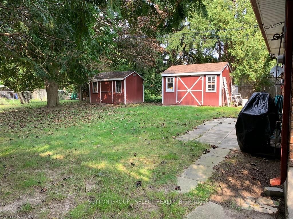 Listing Image 7
