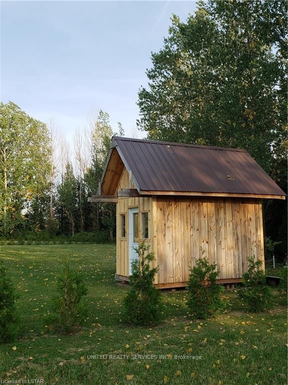 Listing Image 7