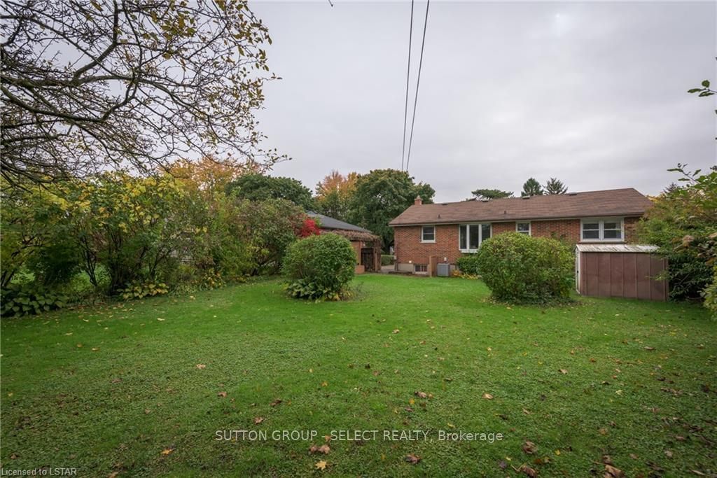 Listing Image 9