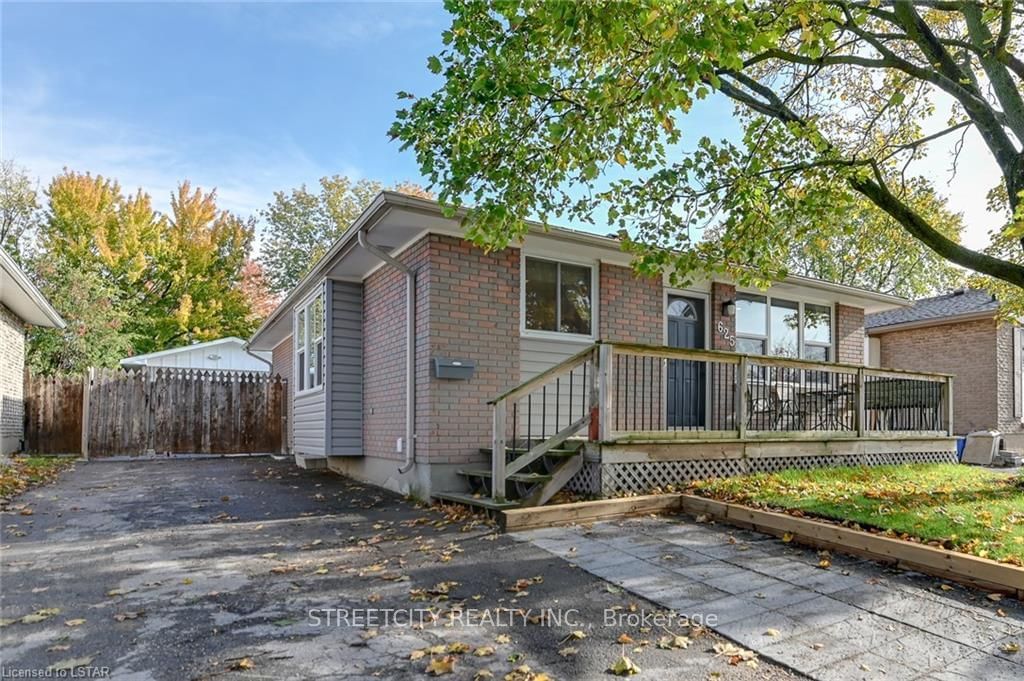 Listing Image 3