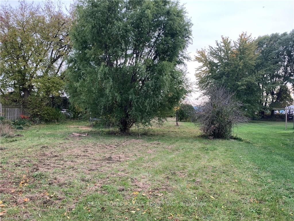 Listing Image 7