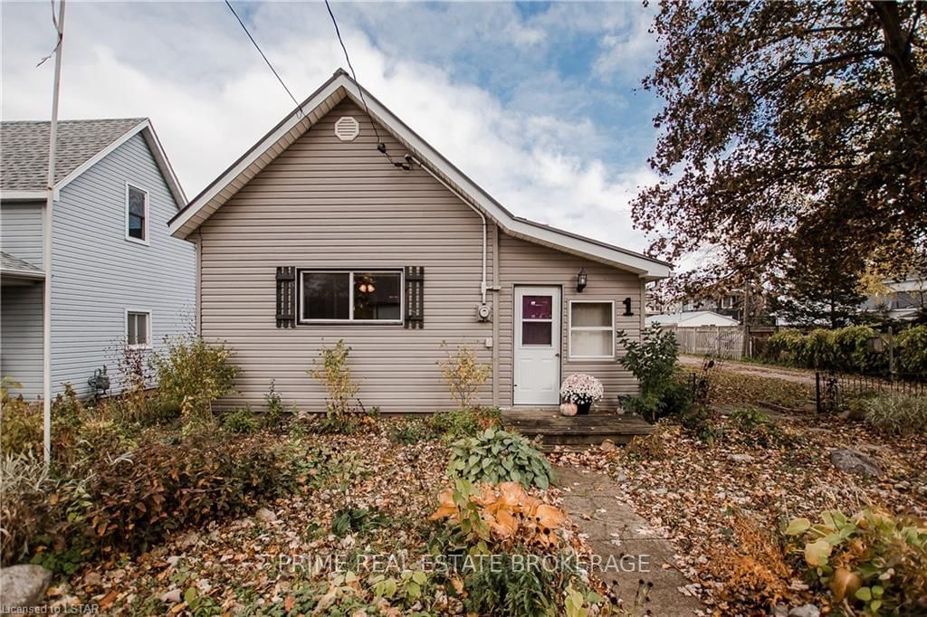 Listing Image 3