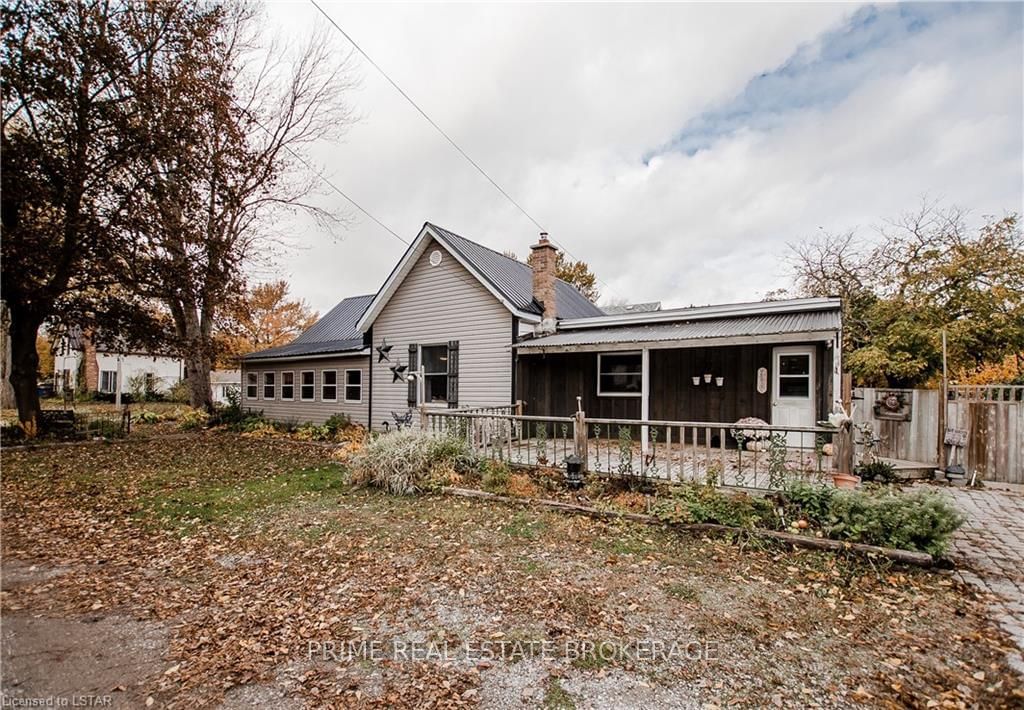 Listing Image 4