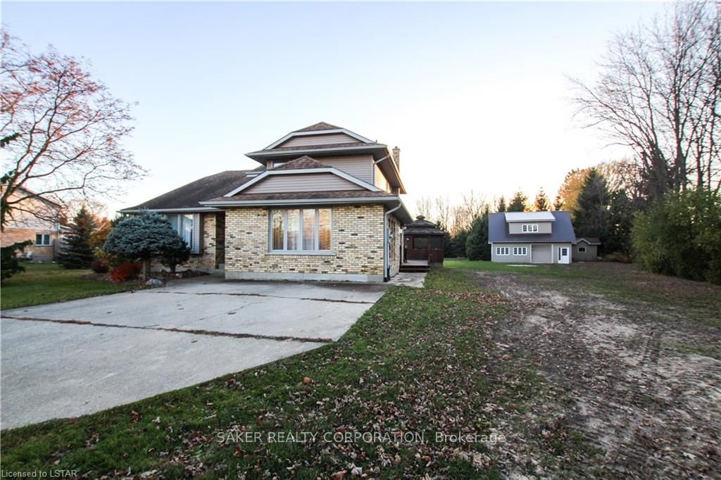 Listing Image 3